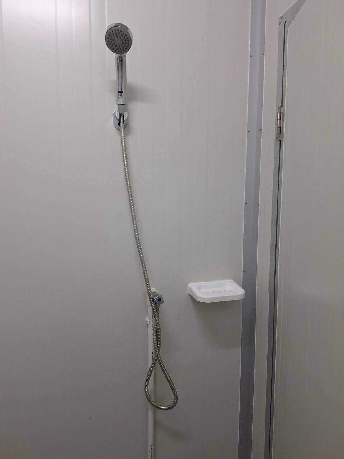 Mobile office toilet