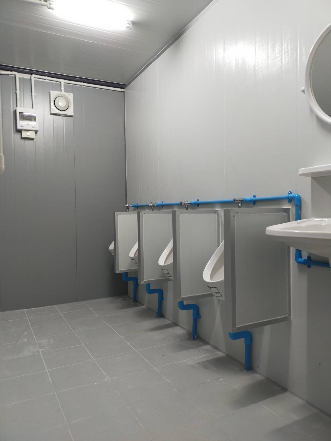 contianer toilet