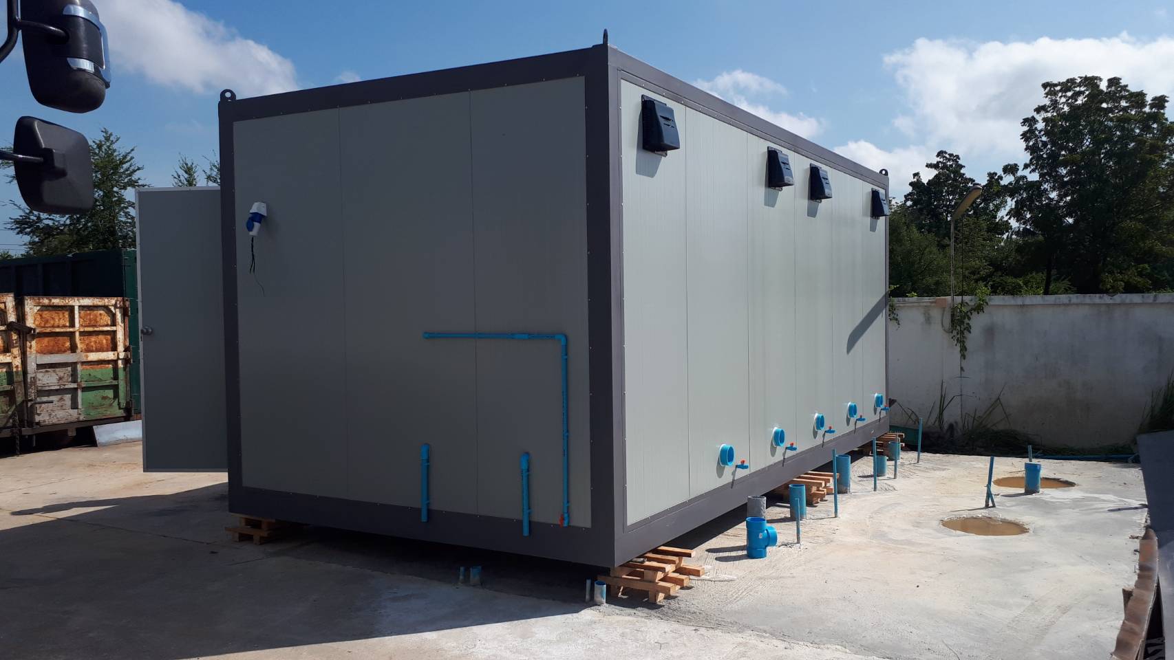 container toilet