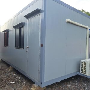 Mobile office with toilet